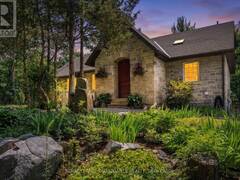 369 OLD RIVER ROAD Mallorytown Ontario, K0E 1R0