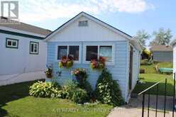 4 CEDAR STREET W | Greater Napanee Ontario | Slide Image Eighteen