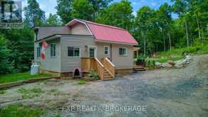 1427 LEWIS ROAD | Central Frontenac Ontario | Slide Image Two