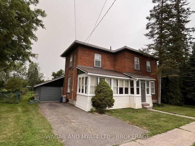 226 CAMDEN ROAD Greater Napanee Ontario, K7R 1E3 - 4 Bedrooms Home For Sale