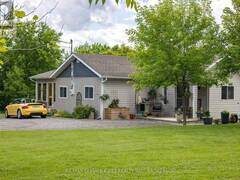 1012 COUNTY ROAD 2 ROAD Leeds and the Thousand Islands Ontario, K0E 1L0