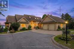 31 LEAVIS SHORES | Gananoque Ontario | Slide Image Five