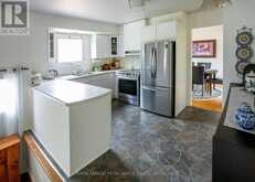 717 LAIDLAW CRESCENT | Kingston Ontario | Slide Image Ten