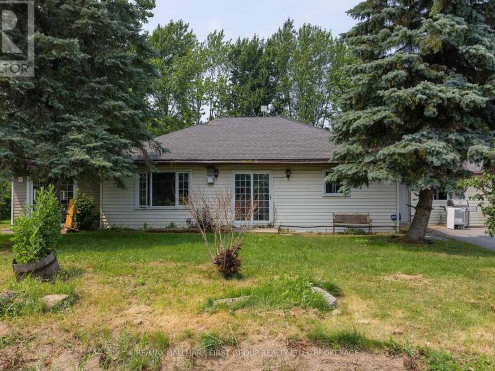 469 ABSALOM ROAD, Loyalist, Ontario K0H 1G0