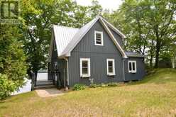 6079 CARLETON DRIVE | South Frontenac Ontario | Slide Image Seven