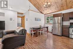 27 GOODS ISLAND | South Frontenac Ontario | Slide Image Three