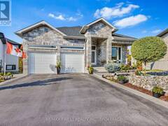 206 PAULINE TOM AVENUE Kingston Ontario, K7K 0G1