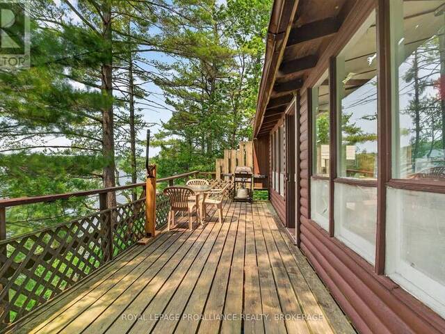1135 TWIN ISLAND LANE Inverary Ontario, K0H 2L0 - 2 Bedrooms Waterfront Home For sale