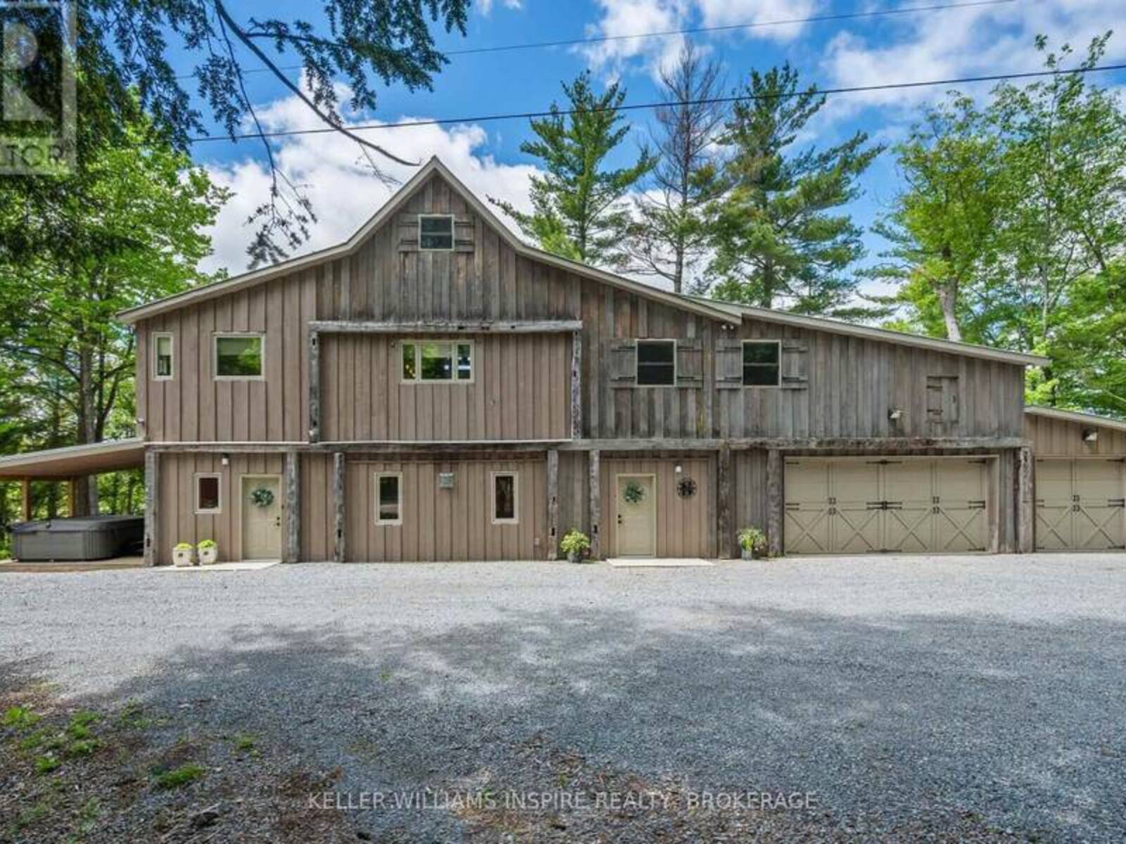 1023 PEPPER LANE, South Frontenac, Ontario K0H 2W0