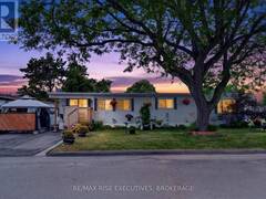 18 WENTWORTH DRIVE Kingston Ontario, K7K 5C9