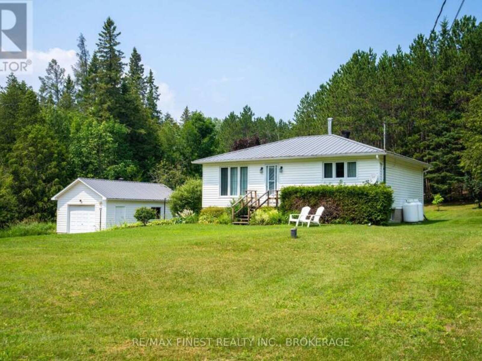 1031 JAMES ROAD, North Frontenac, Ontario K0H 2M0