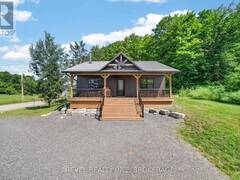 106 LONG POINT ROAD Leeds and the Thousand Islands Ontario, K0E 1N0
