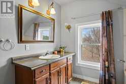 1125 COUNTY RD 1 E | Greater Napanee Ontario | Slide Image Nineteen