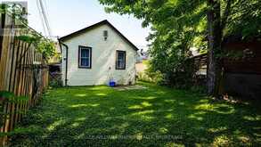 92 ELM STREET | Kingston Ontario | Slide Image Eighteen
