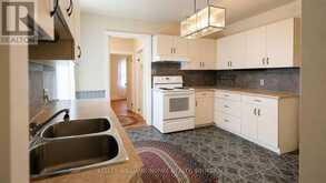 92 ELM STREET | Kingston Ontario | Slide Image Nine