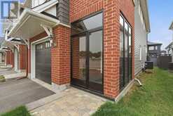 2365 GOLDHAWK DRIVE | Ottawa Ontario | Slide Image Four