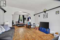 667 MONTREAL STREET | Kingston Ontario | Slide Image Twelve