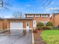 127 NICHOLSON CRESCENT Loyalist Ontario, K7N 1W9