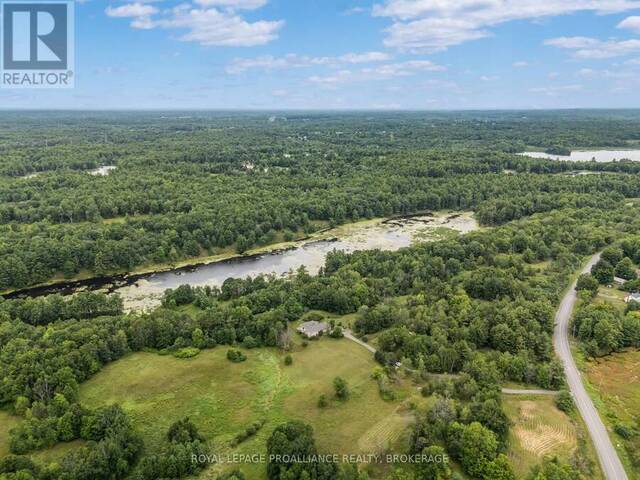 3570 DESERT LAKE ROAD South Frontenac Ontario, K0H 2W0 - 4 Bedrooms Waterfront Home For sale