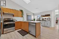 964 RAINBOW CRESCENT | Kingston Ontario | Slide Image Ten