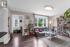 22 WESTDALE AVENUE W | Kingston Ontario | Slide Image Eight