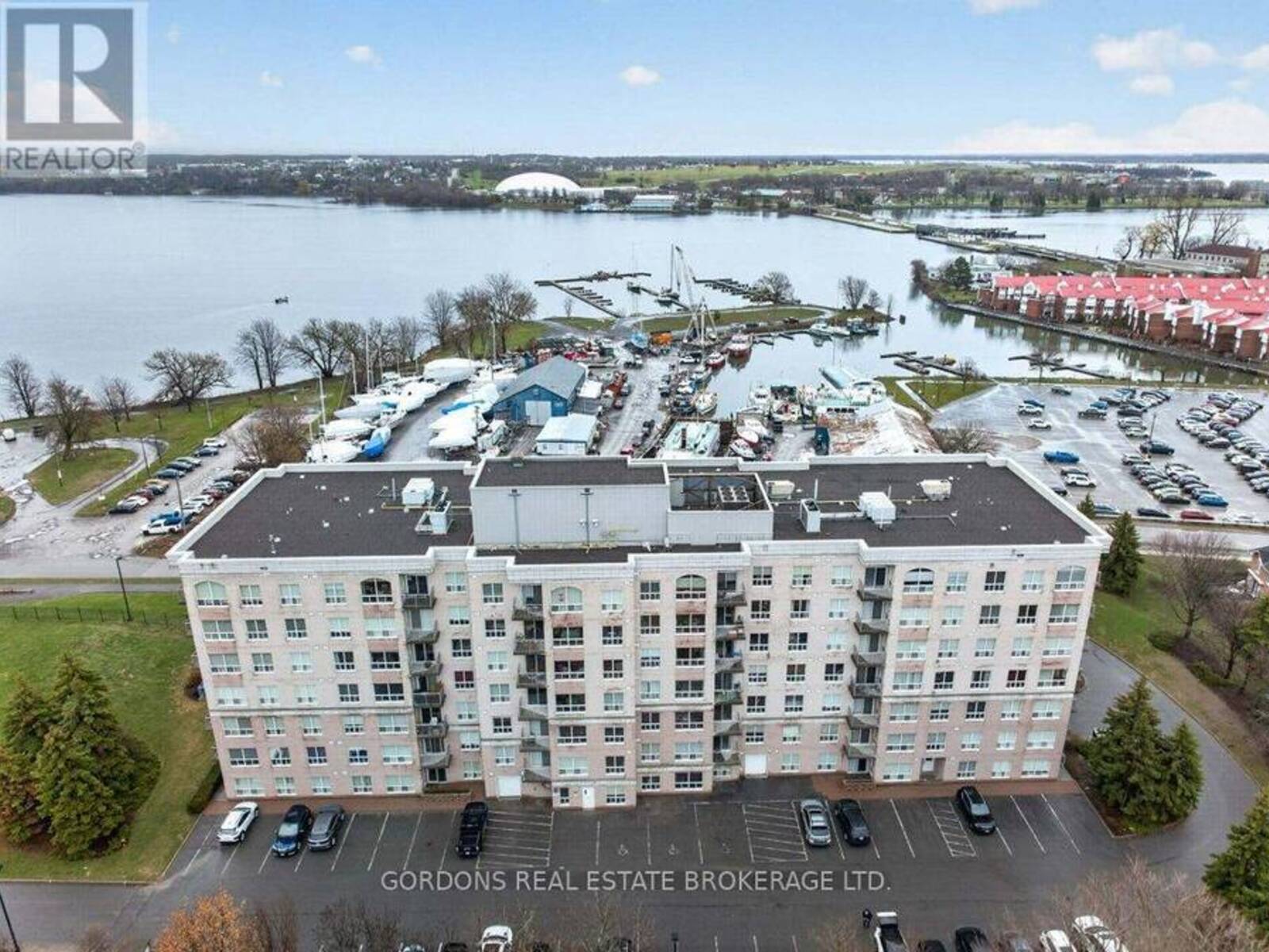 401 - 350 WELLINGTON STREET, Kingston, Ontario K7K 7J7