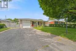 746 LAIDLAW CRESCENT | Kingston Ontario | Slide Image Three