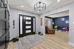 617 RIVERMEADE AVENUE | Kingston Ontario | Slide Image Three