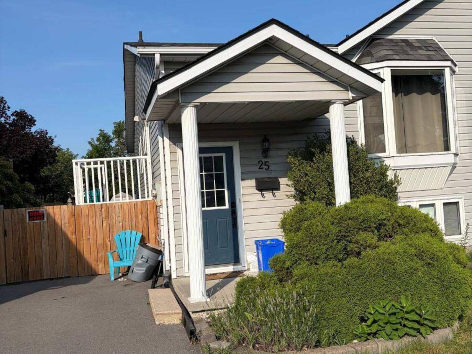 25 CLIFFORD STREET, Loyalist, Ontario K7N 1Y6