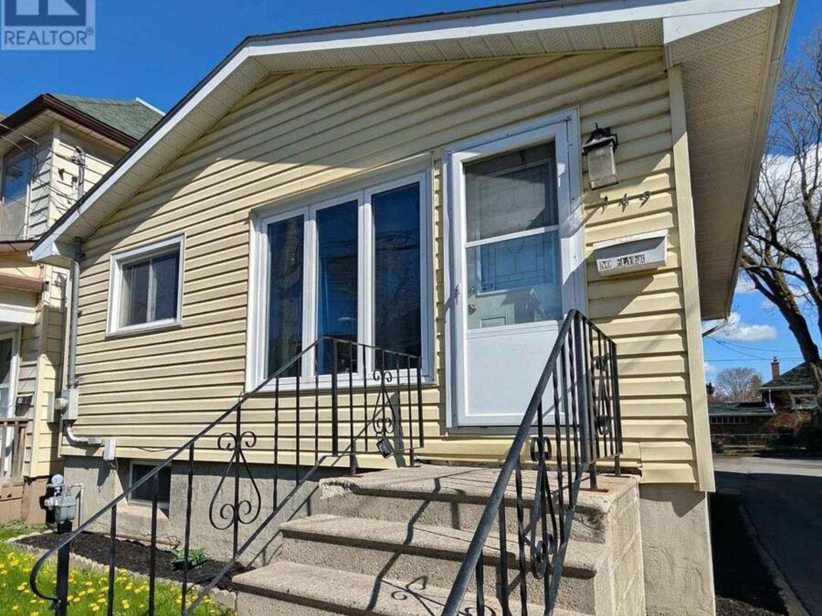 149 PINE STREET, Kingston, Ontario K7K 1W9