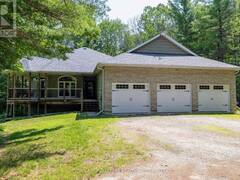 139 COUNTRY WOODS DRIVE South Frontenac Ontario, K0H 1V0