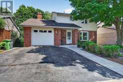 900 NOTTINGHILL AVENUE | Kingston Ontario | Slide Image Three