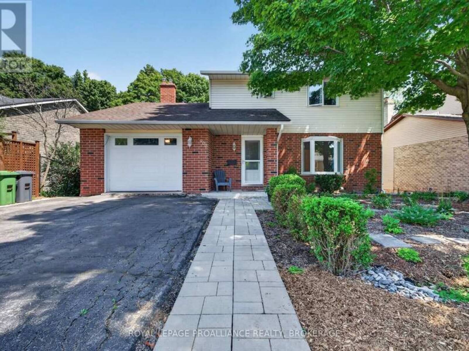 900 NOTTINGHILL AVENUE, Kingston, Ontario K7P 2B4
