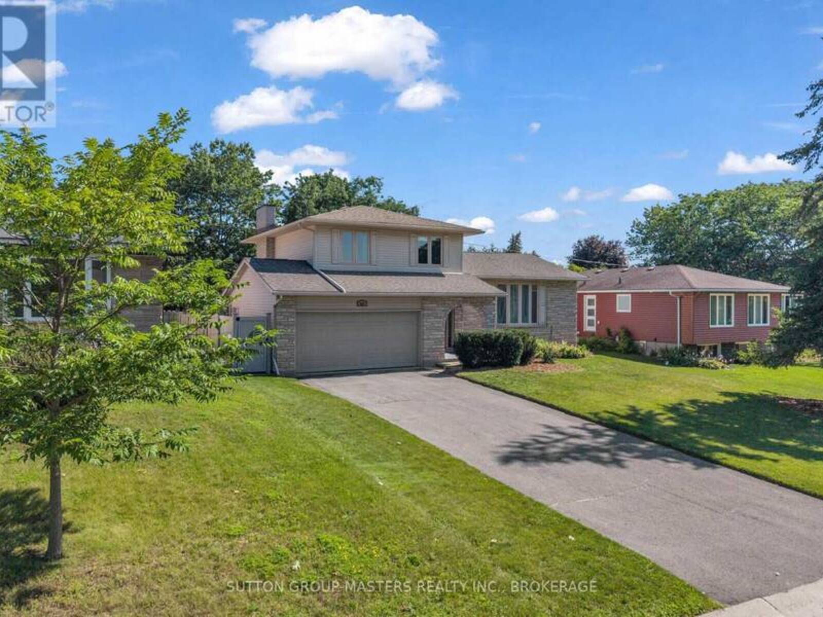 883 LUDGATE CRESCENT, Kingston, Ontario K7M 6C7