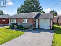 26 MCLEAN BOULEVARD Perth Ontario, K7H 2Z3