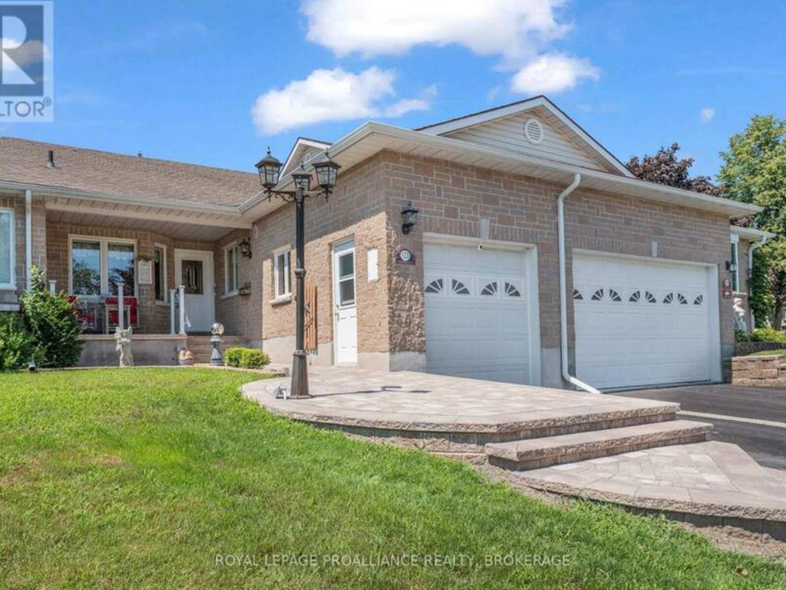 523 TRIMBLE GATE, Kingston, Ontario K7M 8Z2