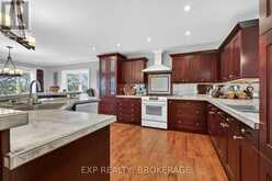 59 KERRY POINT ROAD | Leeds and the Thousand Islands Ontario | Slide Image Eight