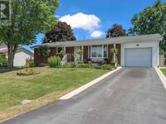 11 CHESTERFIELD DRIVE Loyalist Ontario, K7N 1M3