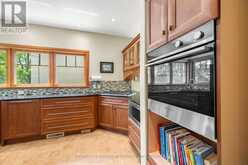 422 COLLEGE STREET | Kingston Ontario | Slide Image Ten