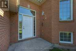 416 SHEILA COURT | Kingston Ontario | Slide Image Three