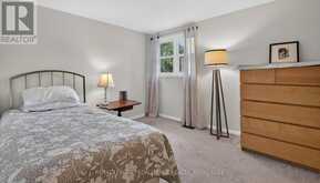 265 COLLEGE STREET | Kingston Ontario | Slide Image Nineteen