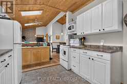 5505 RIDEAU ROAD | Leeds and the Thousand Islands Ontario | Slide Image Seven
