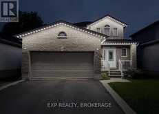 1489 BIRCHWOOD DRIVE | Kingston Ontario | Slide Image One