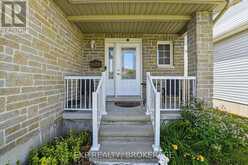 1489 BIRCHWOOD DRIVE | Kingston Ontario | Slide Image Four