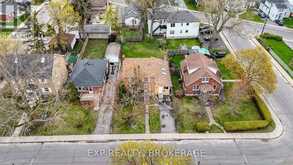 11 CARRUTHERS AVENUE | Kingston Ontario | Slide Image Thirty
