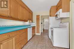 11 CARRUTHERS AVENUE | Kingston Ontario | Slide Image Nine
