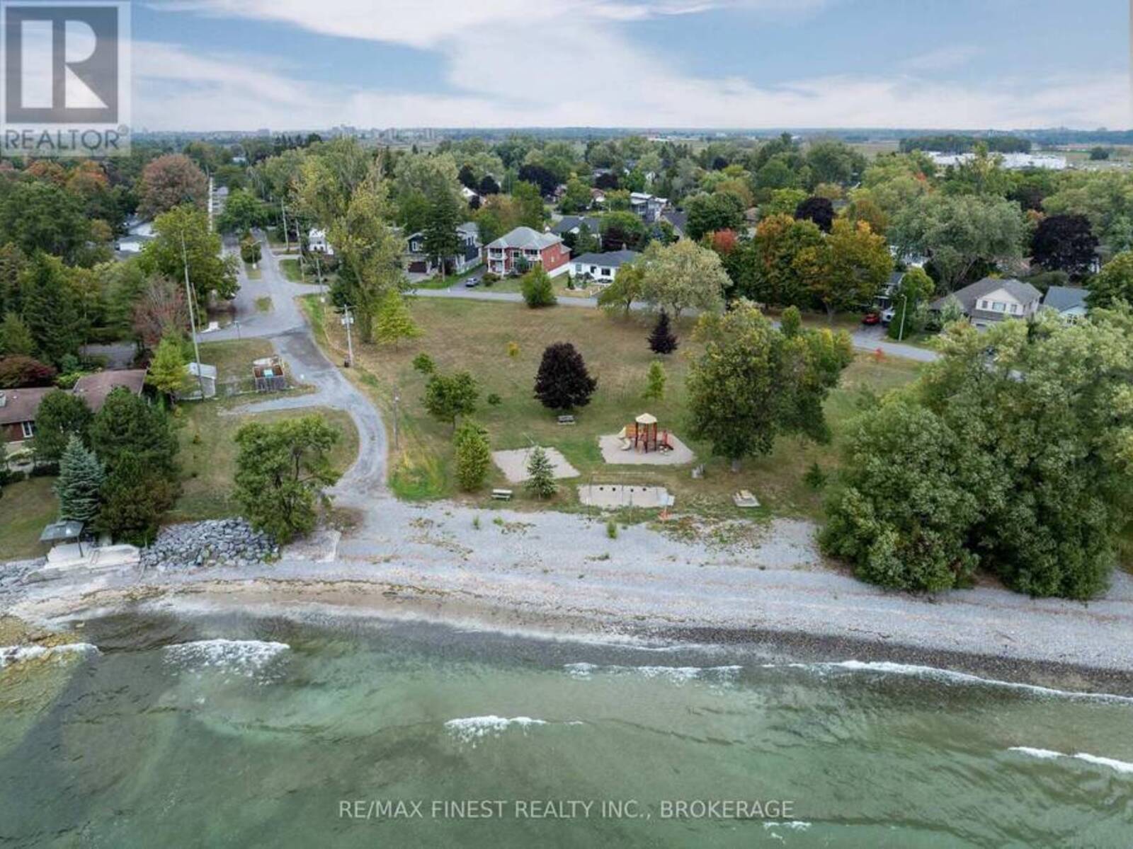 41 CRERAR BOULEVARD, Kingston, Ontario K7M 3P7