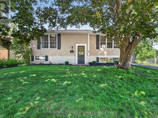 691 AYLMER CRESCENT Kingston Ontario, K7M 6L7 - 3 Bedrooms Home For Sale