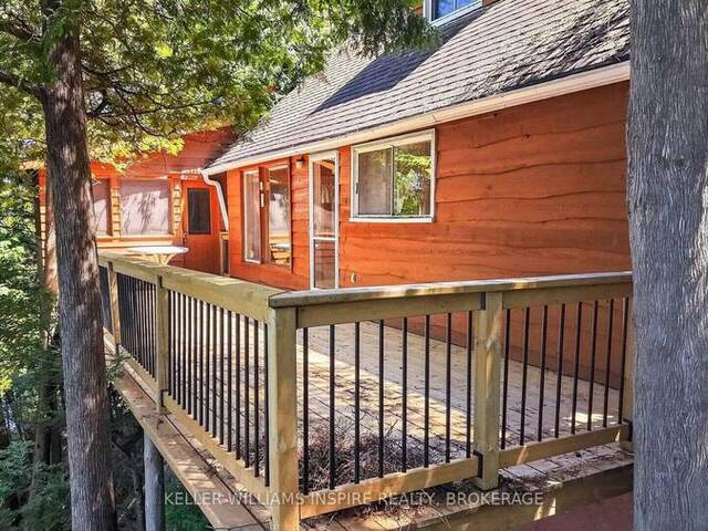 28 LOWER LAKE LANE Tay Valley Ontario, K0H 2B0 - 3 Bedrooms Waterfront Home For sale