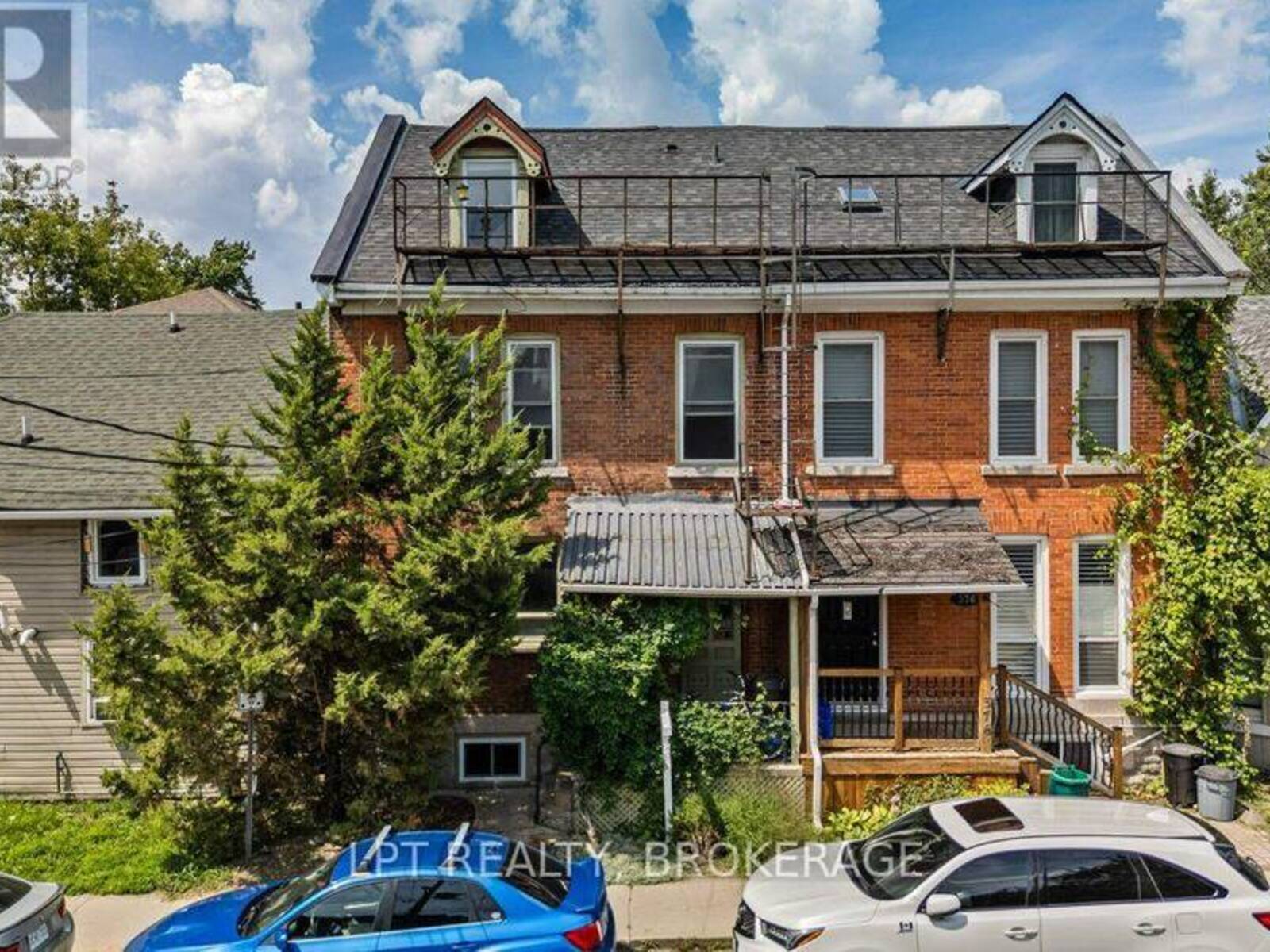 374 BARRIE STREET, Kingston, Ontario K7K 3T4